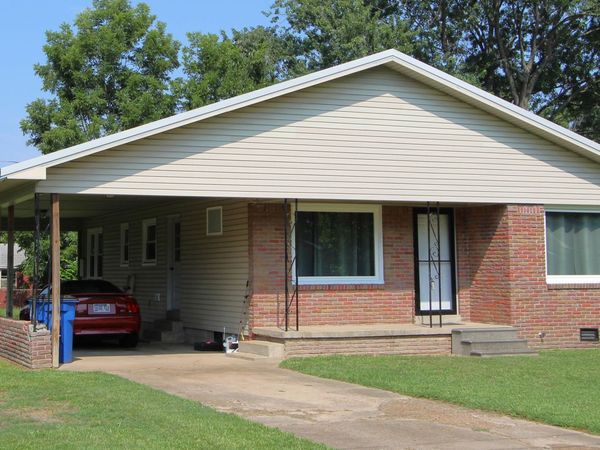401 Fairlane Drive , Greenfield, TN 38230