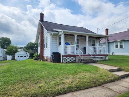 449 E 9th St Ashland, OH 44805