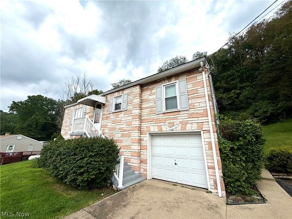4166 Cross Creek Road , Wellsburg, WV 26070