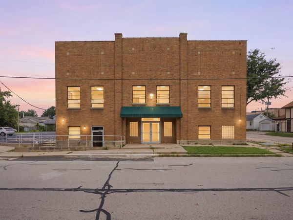 205 W Front Street , Harvard, IL 60033