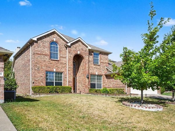 3023 Riverwood Lane, Grand Prairie, TX 75052