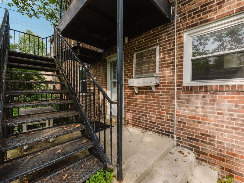 495 Eastmoor Boulevard, Columbus, OH 43209 Photo 14