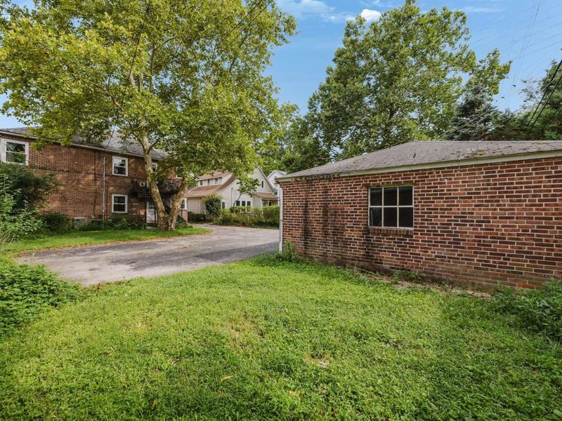 495 Eastmoor Boulevard, Columbus, OH 43209 Photo 72