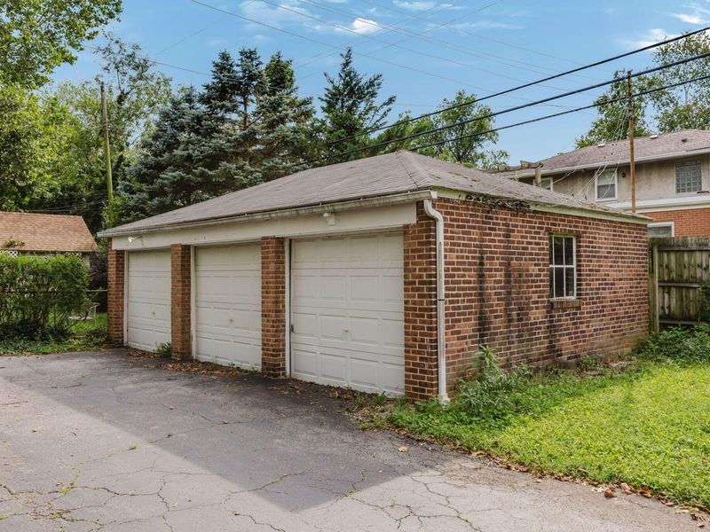 495 Eastmoor Boulevard, Columbus, OH 43209 Photo 74