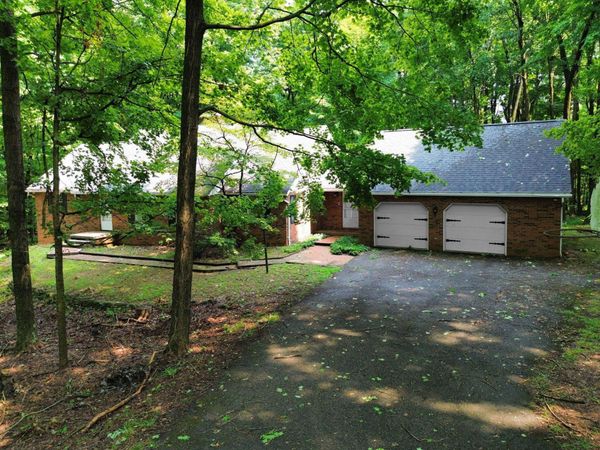 1550 Welsh Hills Road NE, Granville, OH 43023