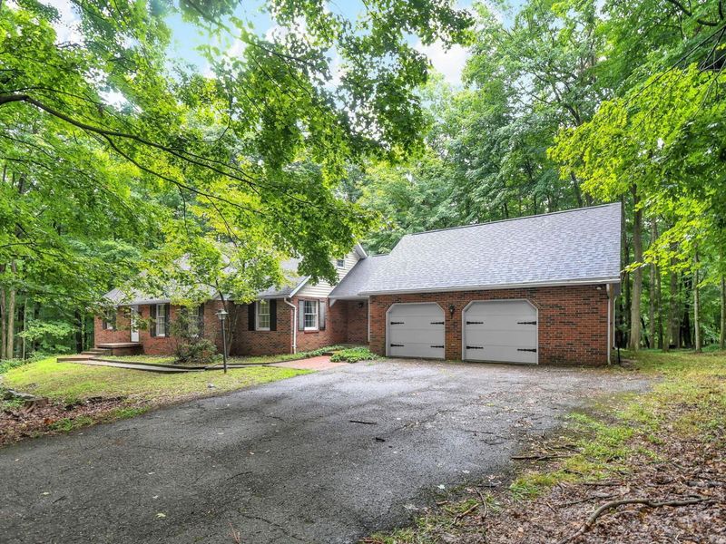1550 Welsh Hills Road NE, Granville, OH 43023 Photo 3