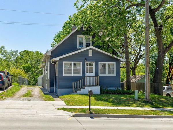 624 Mckinley Avenue, Des Moines, IA 50315