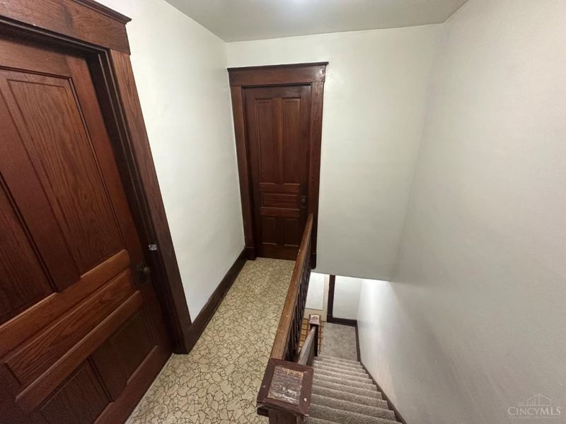 1216 Carson Avenue, Cincinnati, OH 45205 Photo 9