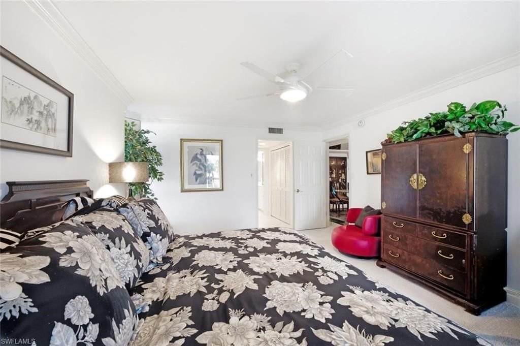 4551 Gulf Shore Blvd N, Unit 201, Naples, FL 34103 Photo