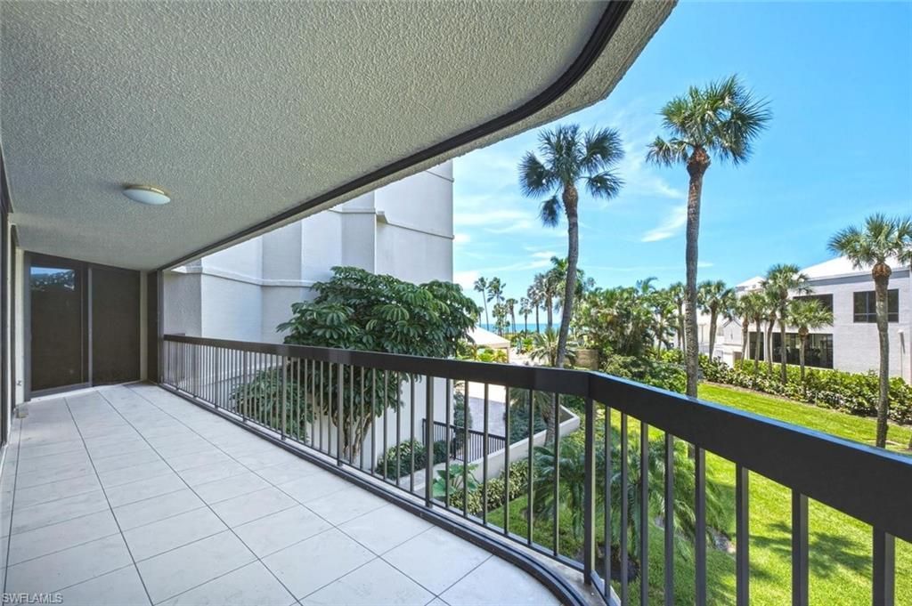4551 Gulf Shore Blvd N, Unit 201, Naples, FL 34103 Photo