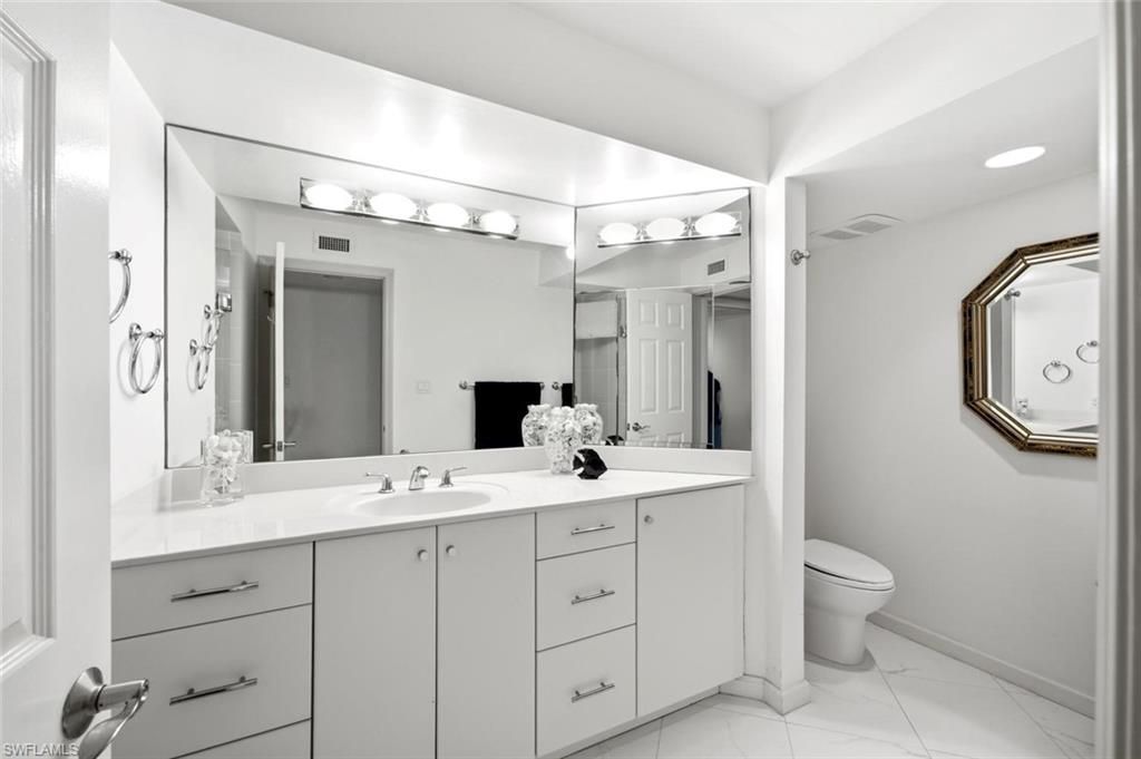 4551 Gulf Shore Blvd N, Unit 201, Naples, FL 34103 Photo