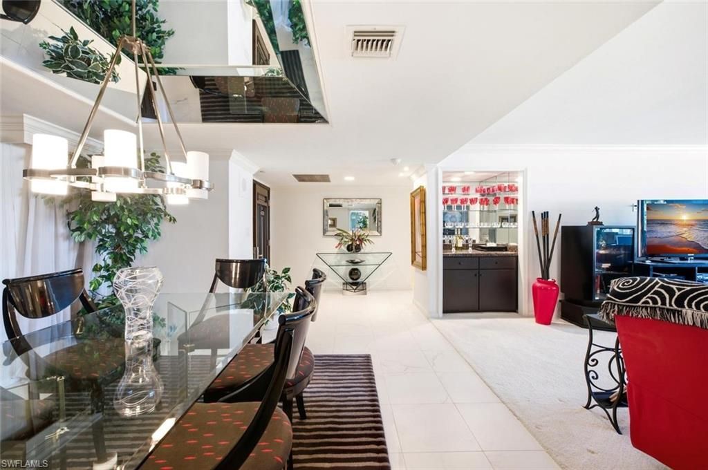 4551 Gulf Shore Blvd N, Unit 201, Naples, FL 34103 Photo
