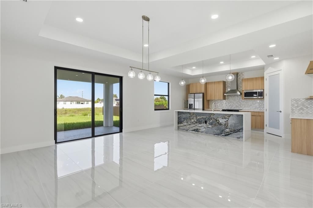 382 Pauline Ave , Lehigh Acres, FL 33974 Photo