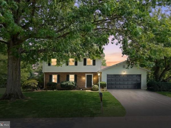 2156 SOUTHBROOK DRIVE, YORK, PA 17403