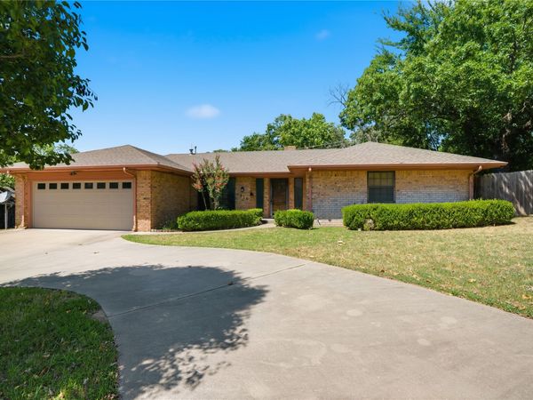 2516 Timber Terrace , Ada, OK 74820