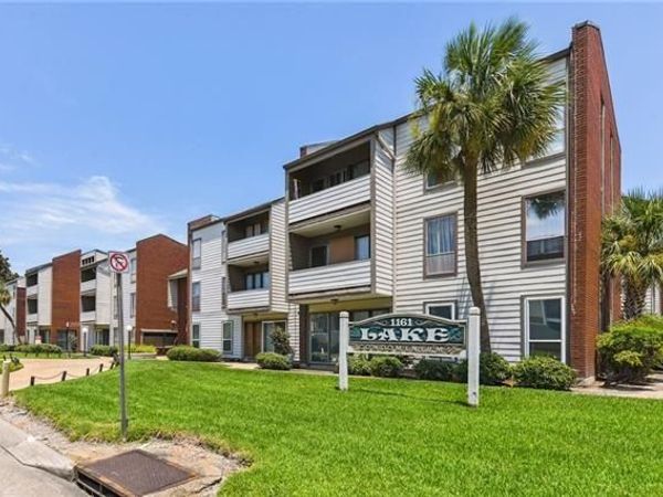 1161 LAKE Avenue, Unit 206, Metairie, LA 70005