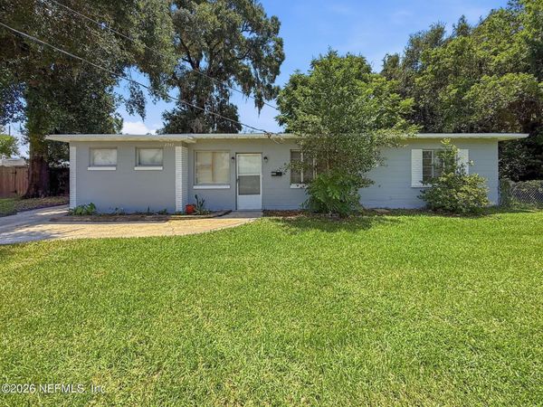2942 CHRISTOPHER Road, Jacksonville, FL 32217