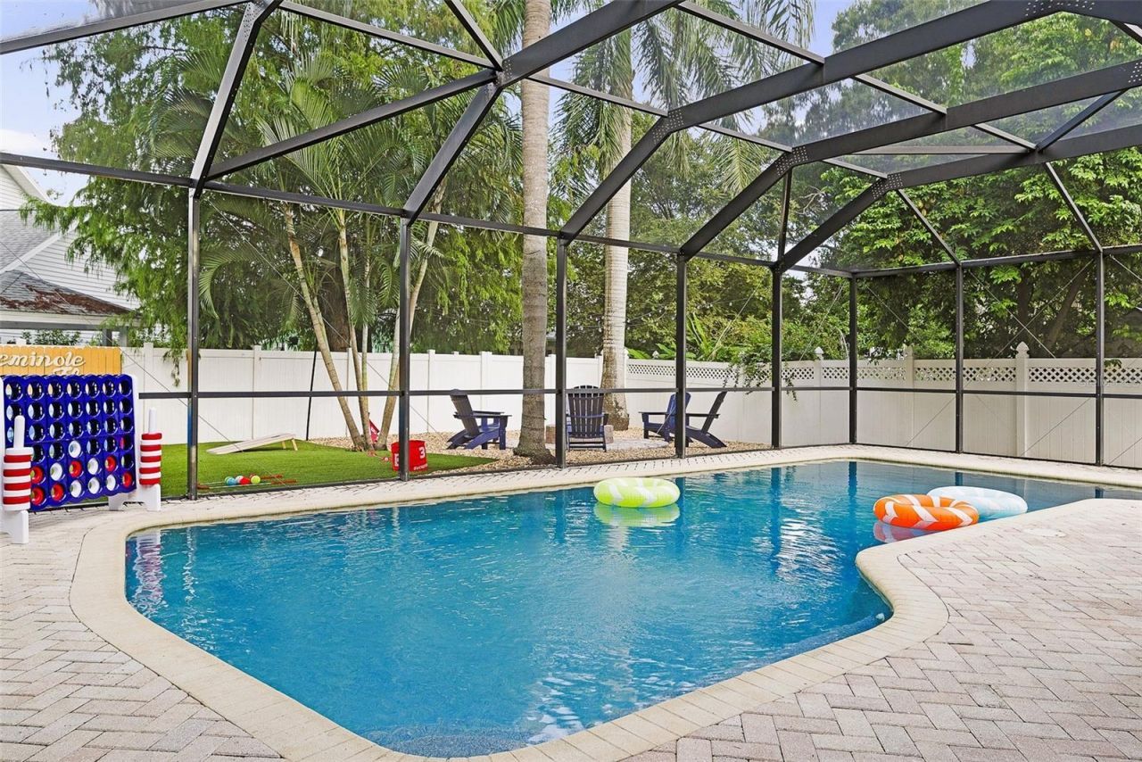9737 135th Street, Seminole, FL 33776 Photo