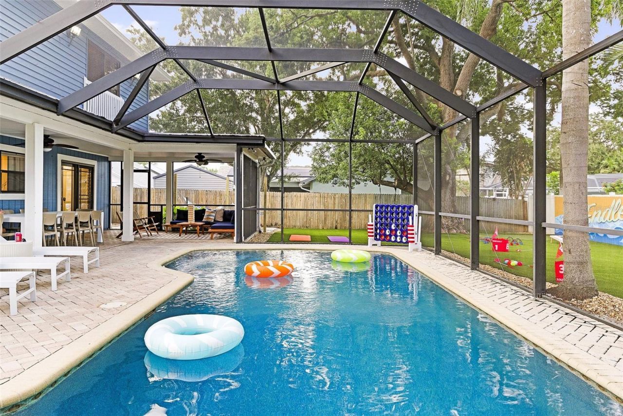 9737 135th Street, Seminole, FL 33776 Photo