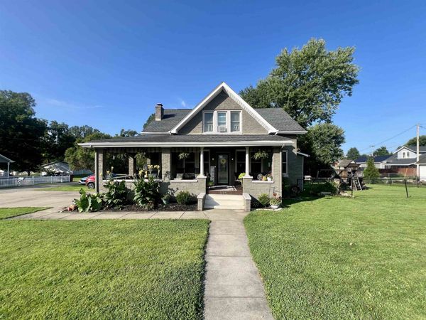 1207 Walnut , Flatwoods, KY 41139