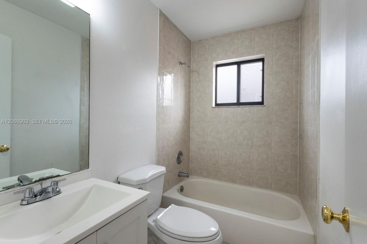 Please Call For Address, Unit 206, Hialeah, FL 33016 Photo