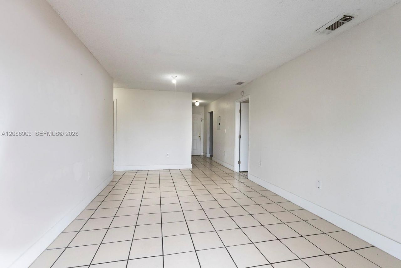 Please Call For Address, Unit 206, Hialeah, FL 33016 Photo