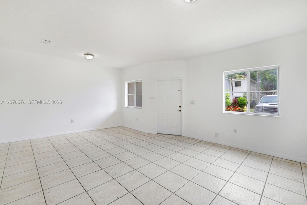 1700 SE 31st Ct , Homestead, FL 33035 Photo