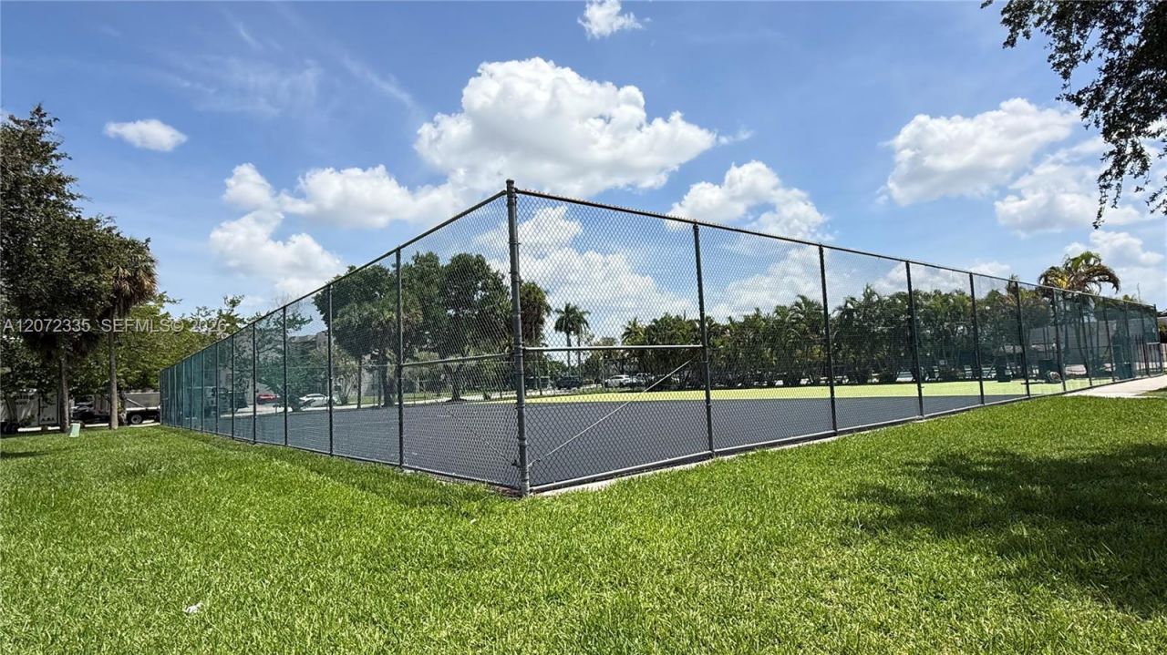 8520 SW 133rd Ave Rd , Unit 406, Miami, FL 33183 Photo