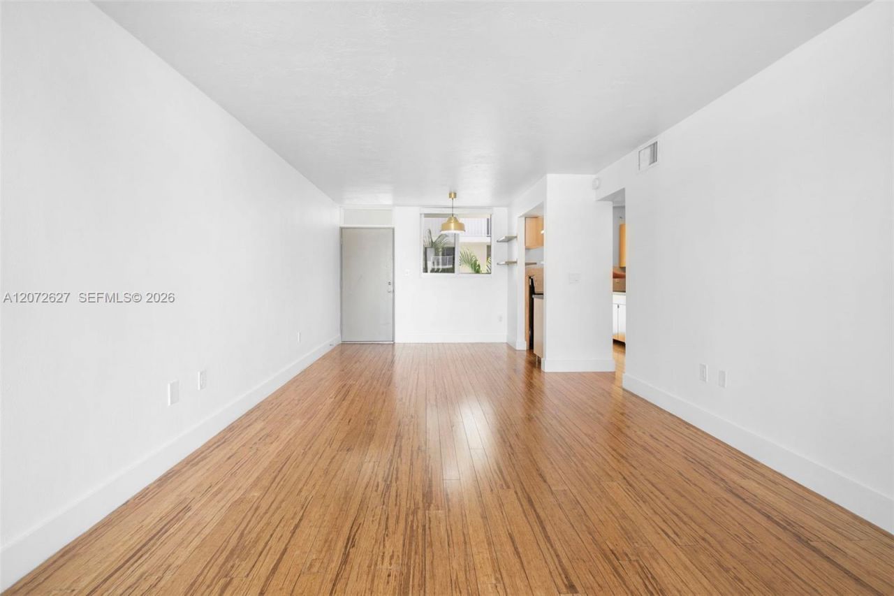 1670 Bay Rd, Unit 4B, Miami Beach, FL 33139 Photo