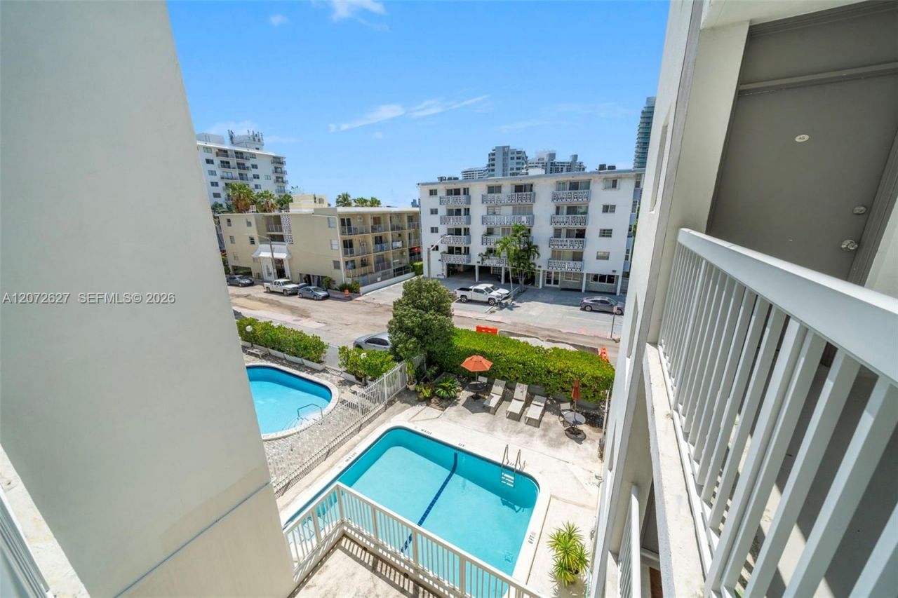 1670 Bay Rd, Unit 4B, Miami Beach, FL 33139 Photo