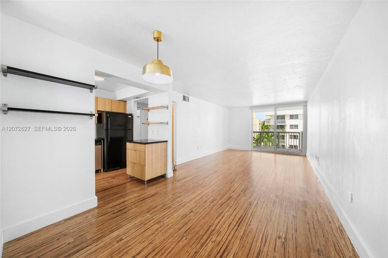 1670 Bay Rd, Unit 4B, Miami Beach, FL 33139 Photo