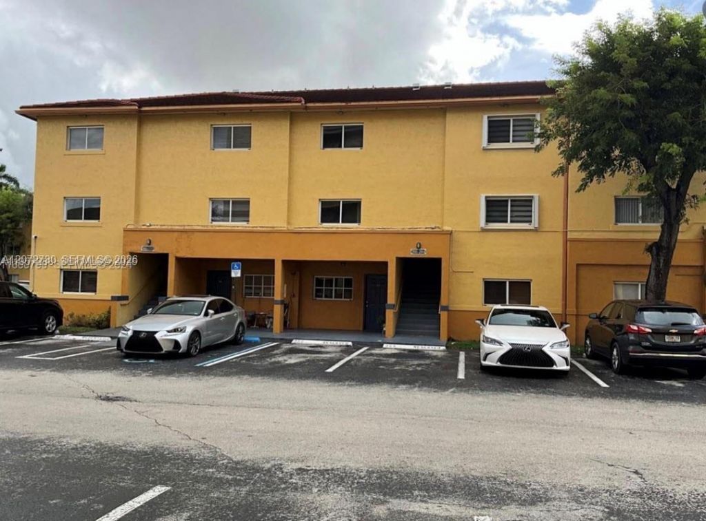 14902 SW 82nd Ln, Unit 13-205, Miami, FL 33193 Photo