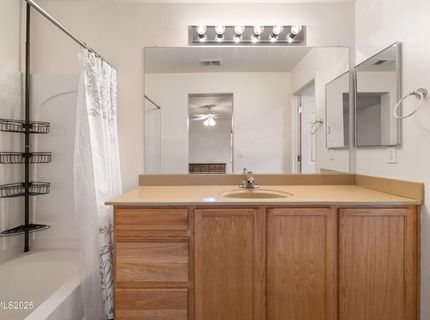9294 Lone Wolf Circle, Reno, NV 89506 Photo