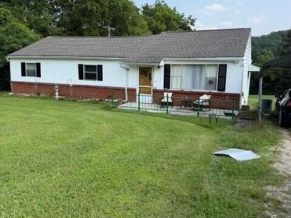 8716 Gleason Drive, Knoxville, TN 37923