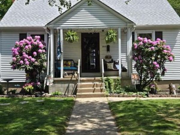 217 ELM AVENUE, RIVERTON, NJ 08077