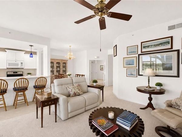 2760 CYPRESS TRACE CIR, Unit 2514, NAPLES, FL 34119