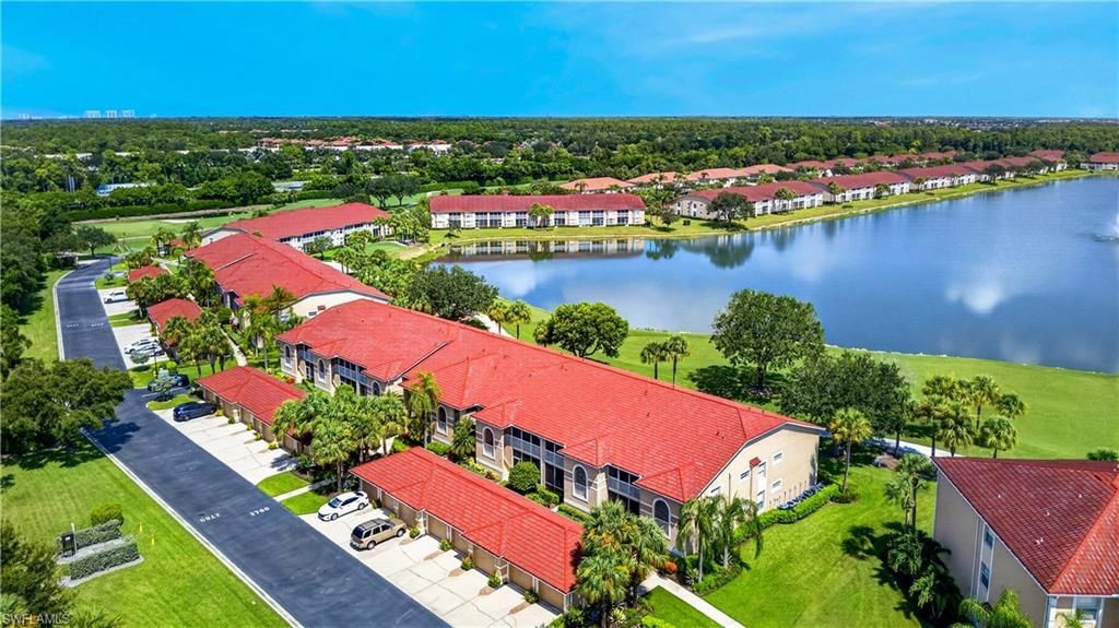 2760 Cypress Trace Cir, Unit 2514, Naples, FL 34119 Photo