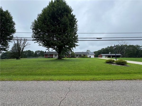 1015 Brackenridge Road , Vincent, OH 45784