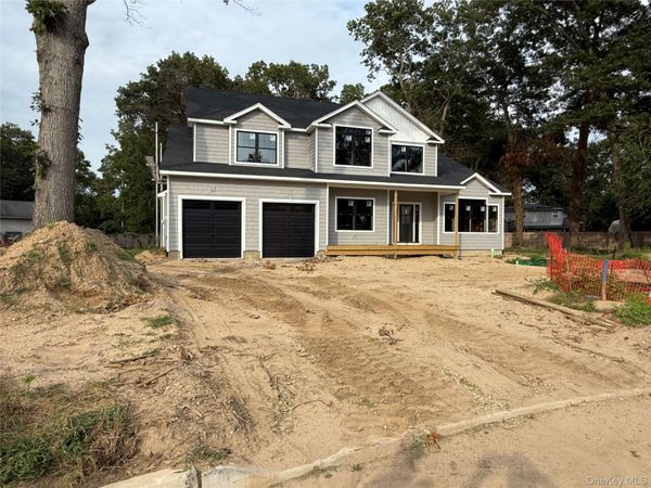 3 Lotto Court, Lake Grove, NY 11755