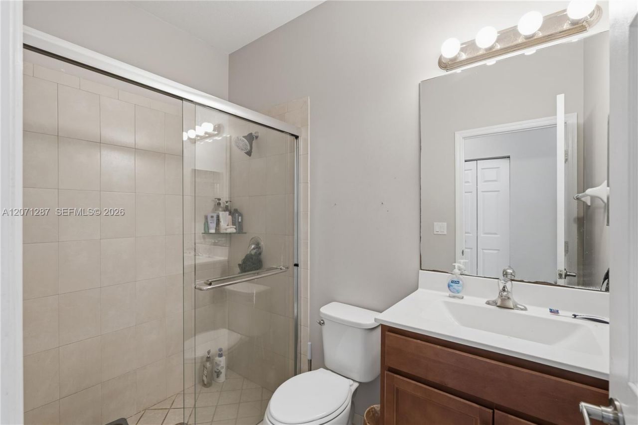 9400 W 35th Ln , Hialeah, FL 33018 Photo