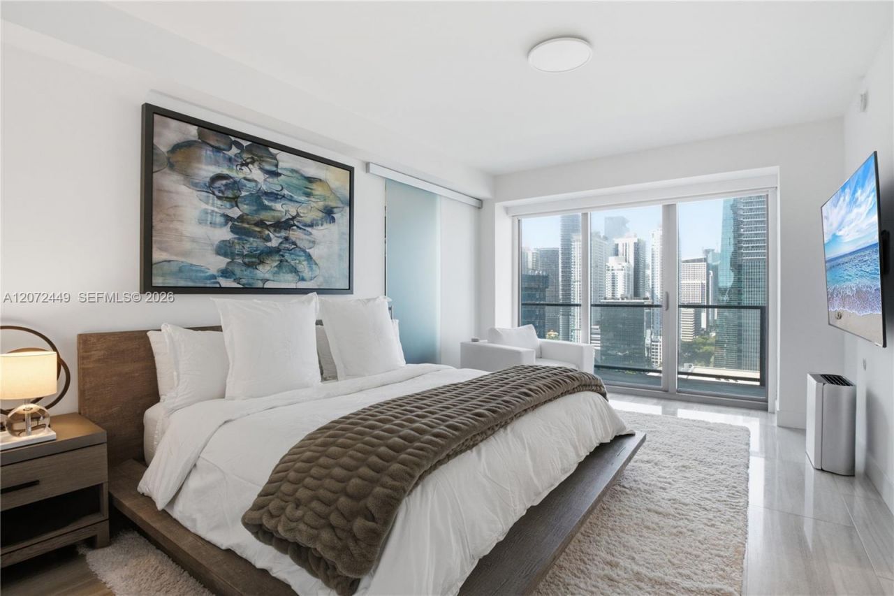 1451 Brickell Ave , Unit 2501, Miami, FL 33131 Photo