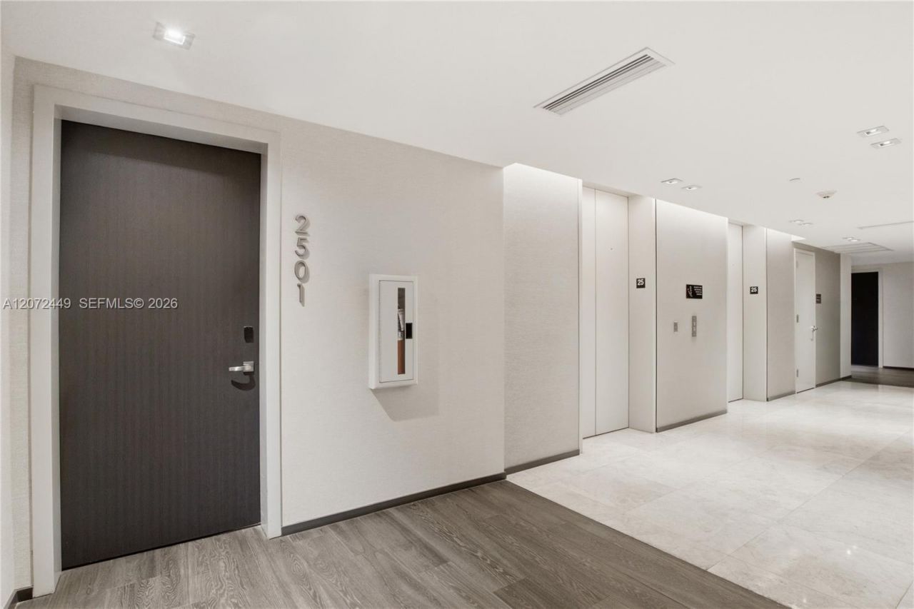 1451 Brickell Ave , Unit 2501, Miami, FL 33131 Photo