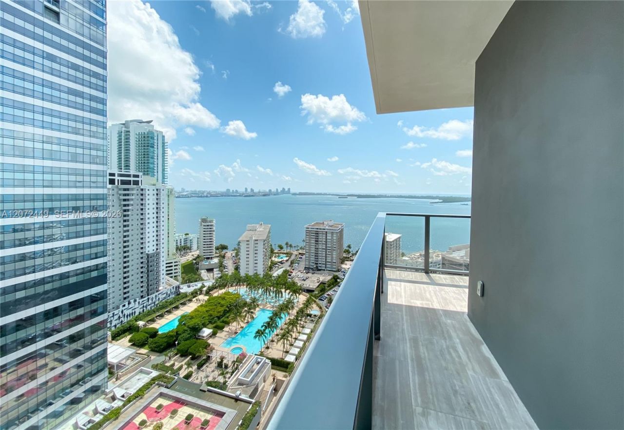 1451 Brickell Ave , Unit 2501, Miami, FL 33131 Photo