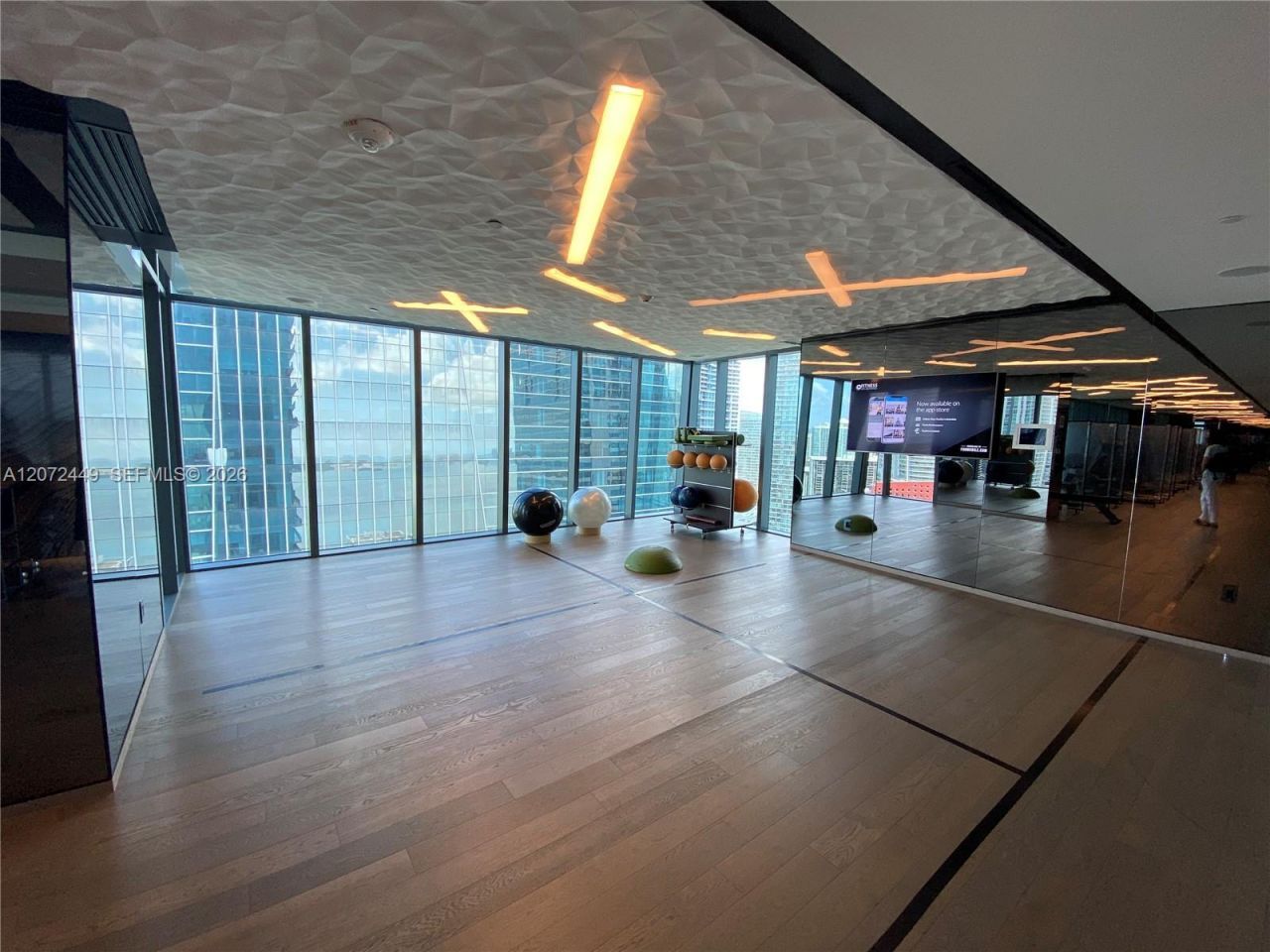 1451 Brickell Ave , Unit 2501, Miami, FL 33131 Photo