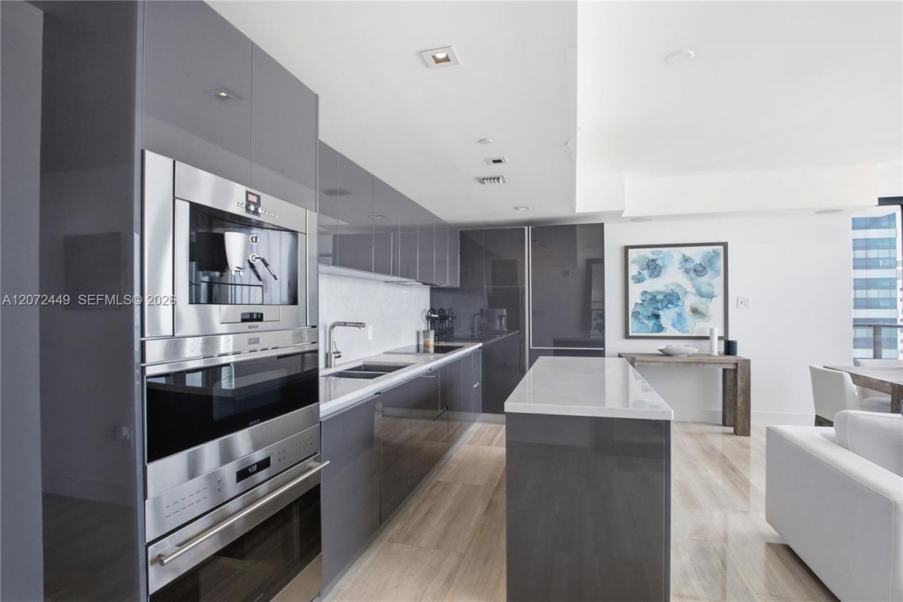 1451 Brickell Ave , Unit 2501, Miami, FL 33131 Photo