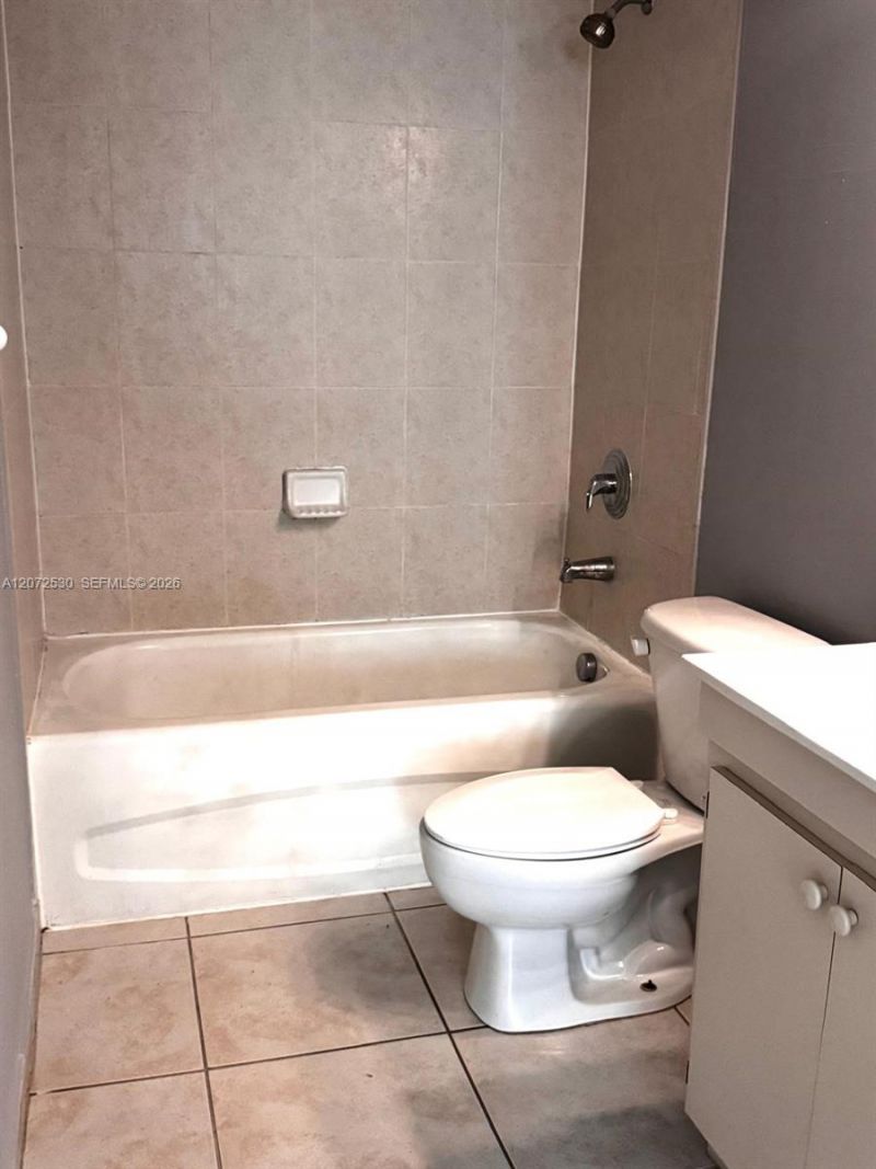 7330 NW 114th Ave, Unit 107-5, Doral, FL 33178 Photo