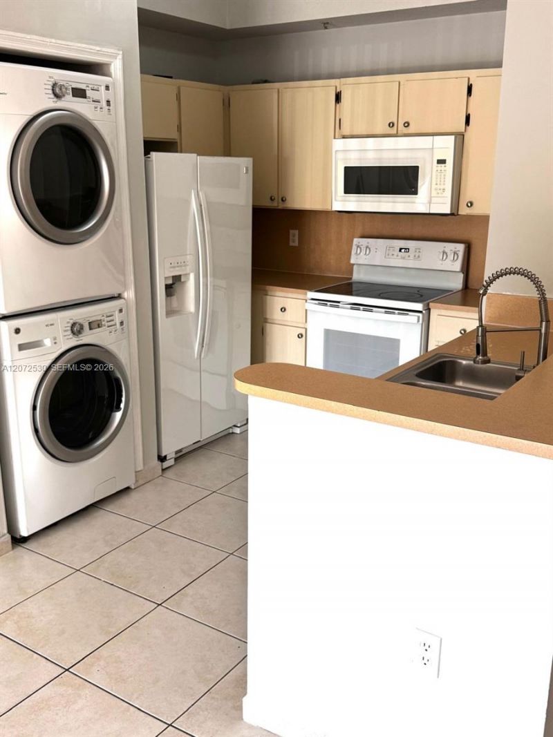 7330 NW 114th Ave, Unit 107-5, Doral, FL 33178 Photo