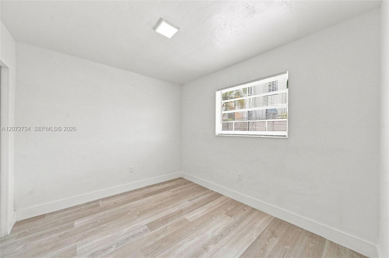 219 NW 10th Ave , Unit APT #2, Miami, FL 33128 Photo