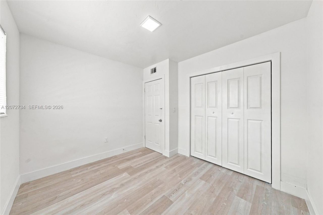 219 NW 10th Ave , Unit APT #2, Miami, FL 33128 Photo