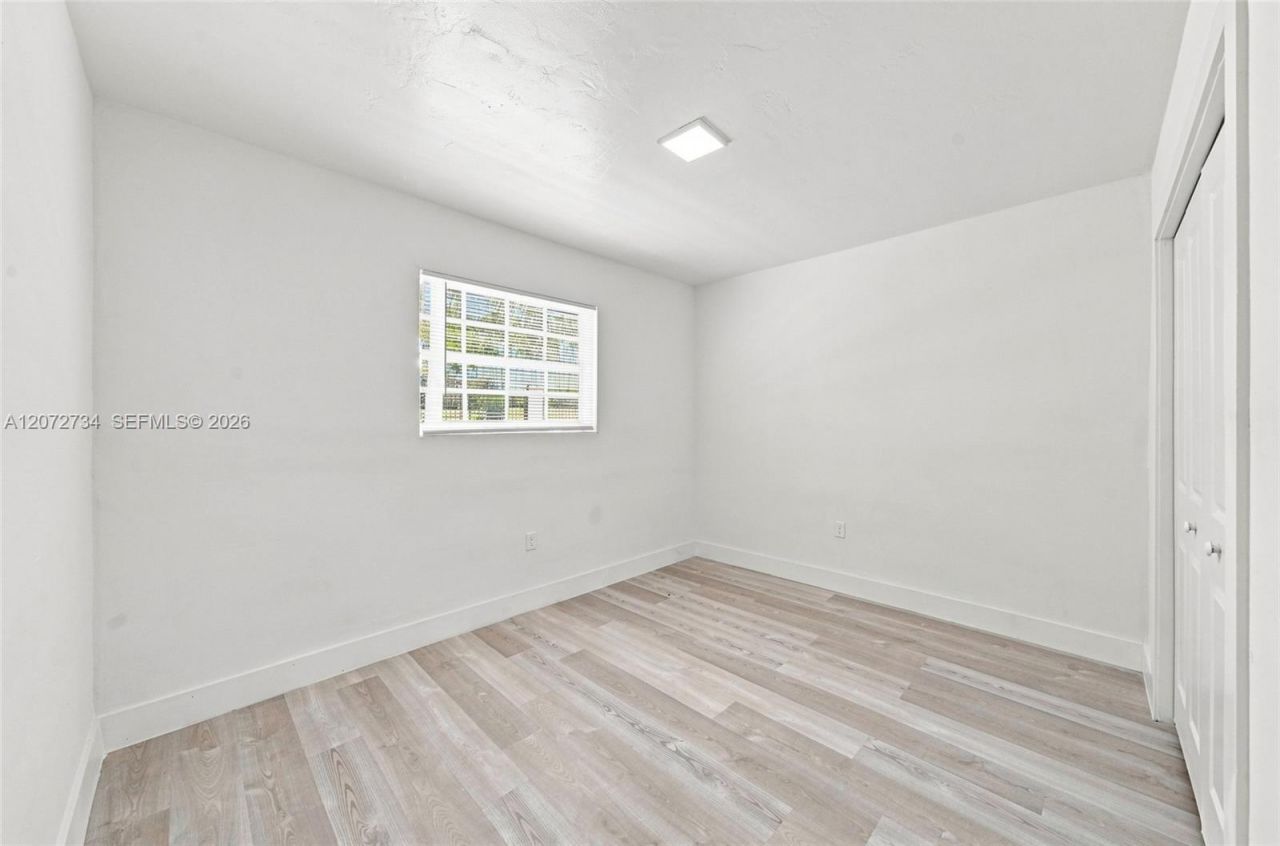 219 NW 10th Ave , Unit APT #2, Miami, FL 33128 Photo
